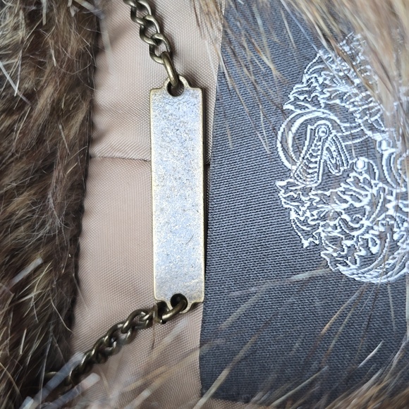 Vince Camuto Shaggy Faux Fur Vest Size XS - Picture 7 of 11